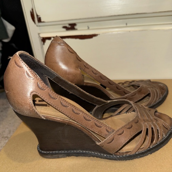 Report wedge sandals, size 9 - Picture 2 of 4
